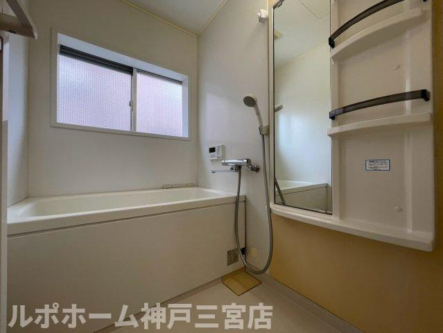 杉本商事ビルの浴室