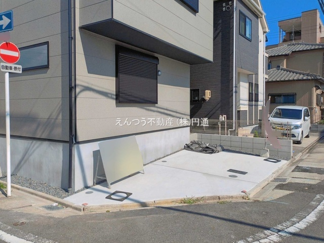 ケイアイグレイス中島新町1期の駐車場