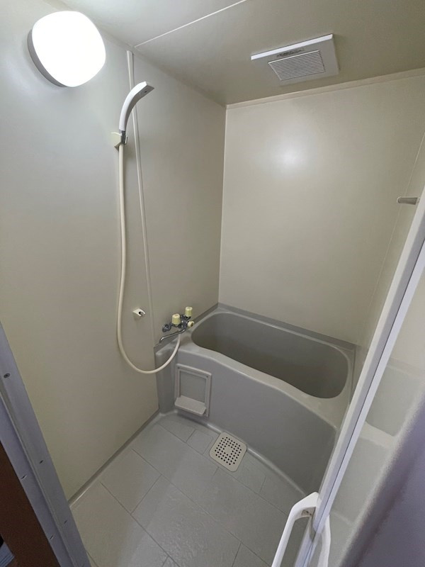 CASA　A-1の浴室