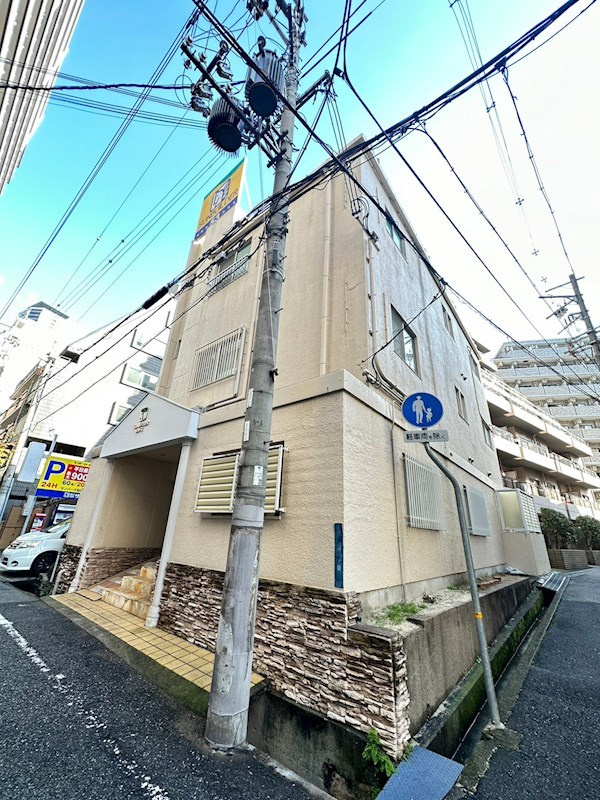サンビルダー新神戸Ⅱの外観