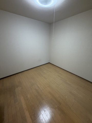 サンビルダーパールビルの洋室
