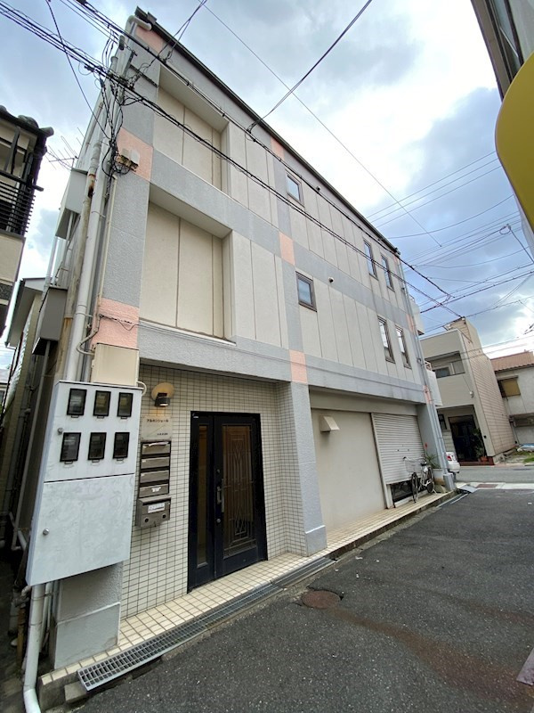 アルカンシェールの外観