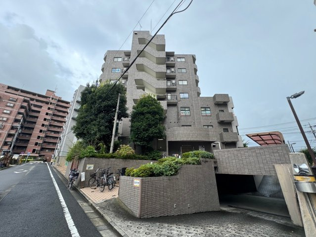 オークプラザの外観