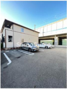 イル フィラートⅡの駐車場
