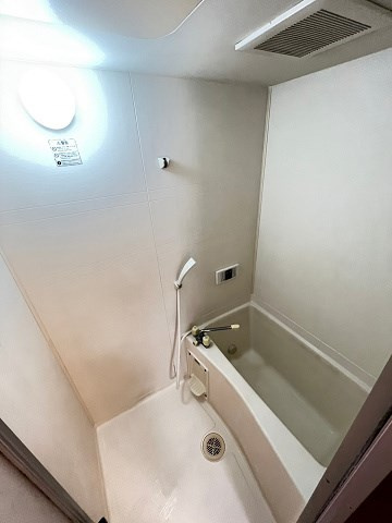 ラファ西宮北口の浴室