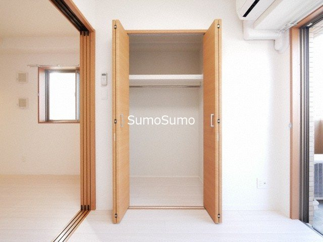 大阪市中央区博労町１丁目の賃貸マンションの収納