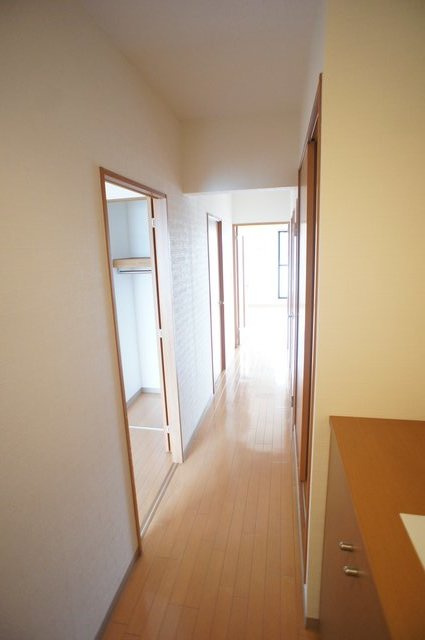 オーキッドヒルの玄関