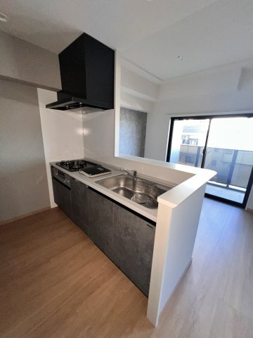 MODERN ASPIRATION 大橋 のキッチン