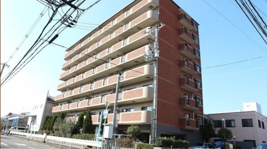 ハルフィー江坂の外観