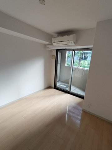 アスヴェル神戸元町海岸通の居間・リビング