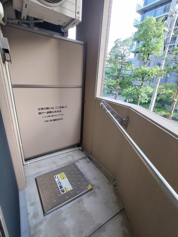 アスヴェル神戸元町海岸通のバルコニー