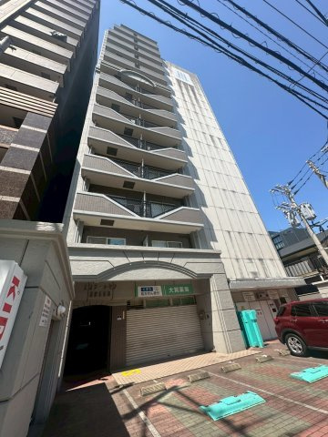 エステートモア・薬院倶楽部の外観