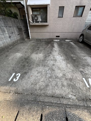 SUN’Sももちの駐車場