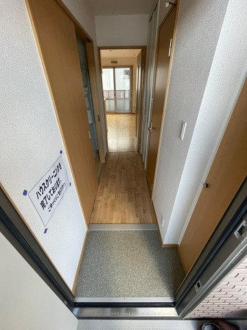 メゾン・クレールの玄関