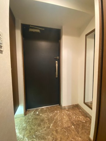 リーガル南船場の玄関