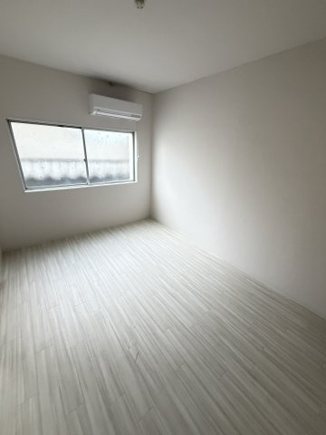 シエル中山手の居間・リビング