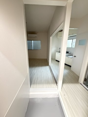 シエル中山手の玄関