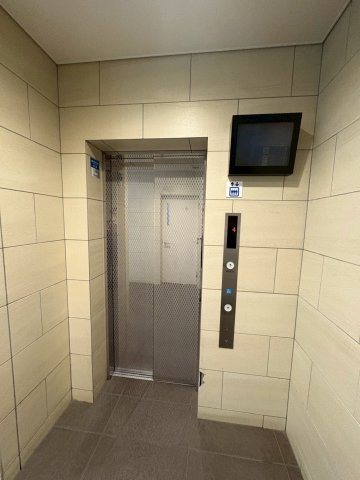 エステムプラザ神戸大開通ルミナスのロビー|毎日通るロビーはこのようになっています