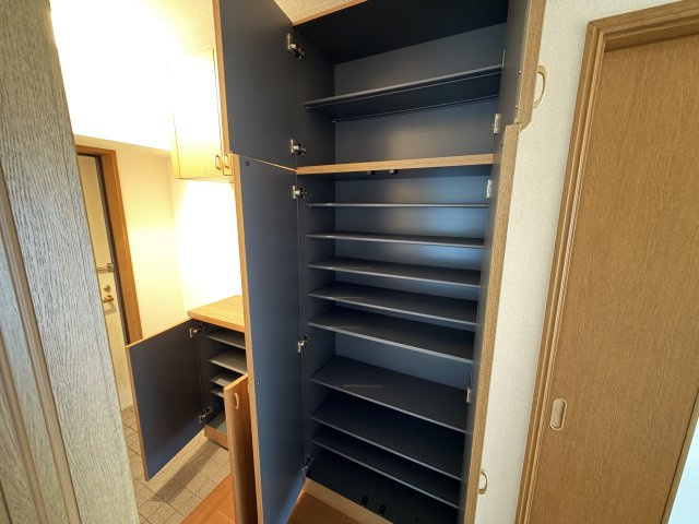 クレスト吉岡の収納