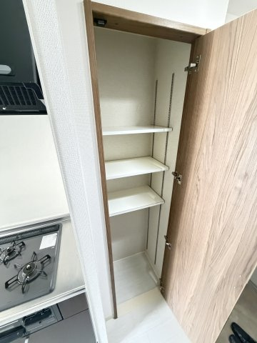 L・Isobe三宮の収納