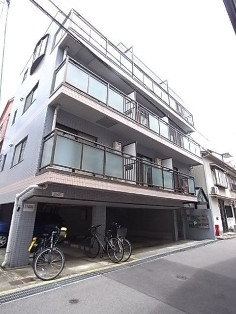 大倉山サンハイツの外観
