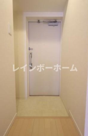 PARK SQUARE国府台の玄関|※別部屋参考写真です。