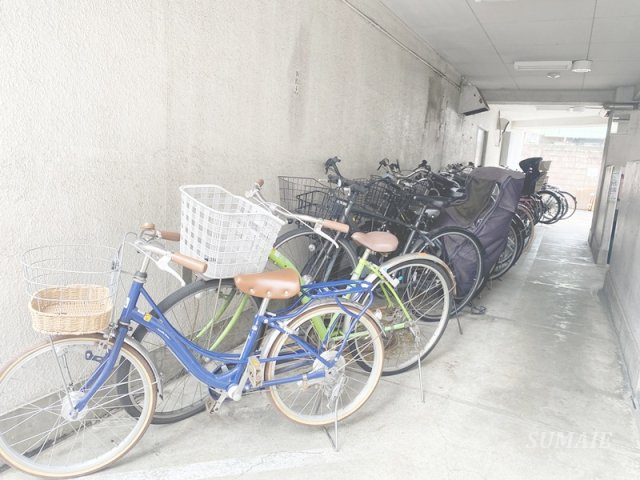 サンハイツ東十条のその他共用部分|駐輪場です♪
