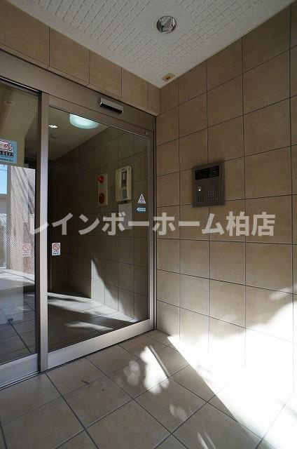 【仲介手数料：50％OFF】対象物件！のエントランス|オートロックがあります