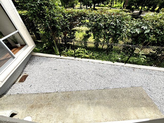 宝野公園に面する景観良好な専用庭付♪