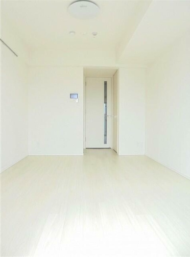 【居間・リビング】ラ・メゾン川崎六番館 