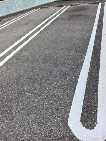 サンセールポワメゾンⅡ　Ｂの駐車場