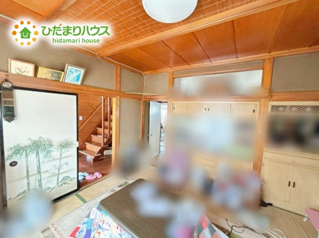 いわき市平下荒川字久世原　中古戸建　の居間・リビング