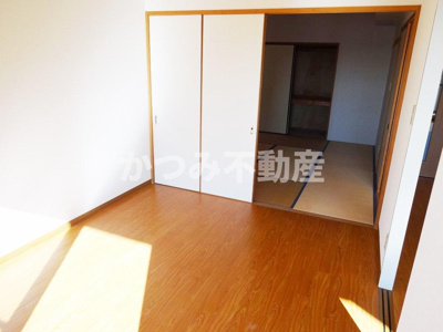 【居間・リビング】 | モーニングパーク朝霞 | ※他部屋参考写真