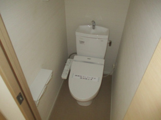 【トイレ】 | プリュネル繁多川 | ※写真は反転タイプを使用しています。