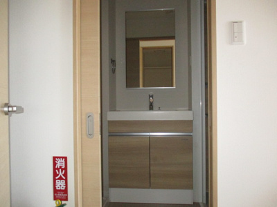 【独立洗面台】 | プリュネル繁多川 | ※写真は反転タイプを使用しています。