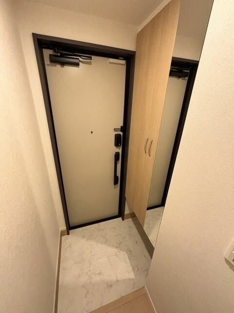 メイズ碑文谷の玄関