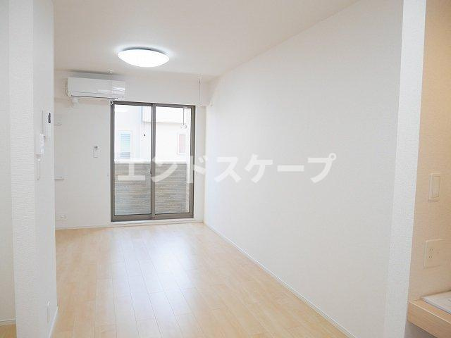 メゾンユーグレナの居間・リビング|高崎、前橋のお部屋探しはエンドスケープまで！お客様の理想お聞かせ下さい♪