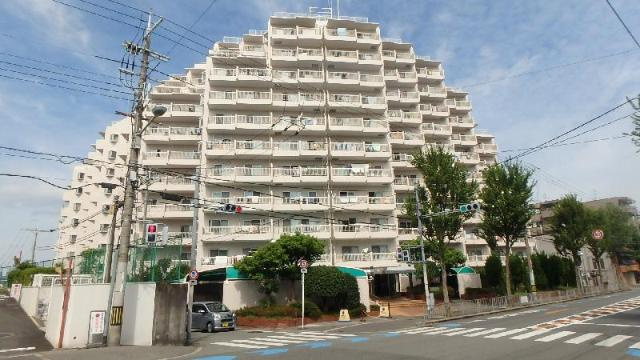 グリーンハウス豊中の外観