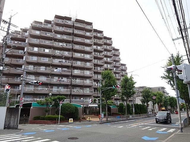 グリーンハウス豊中の外観