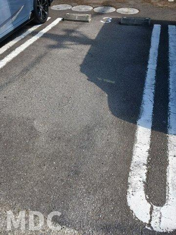 アットホーム石井の駐車場