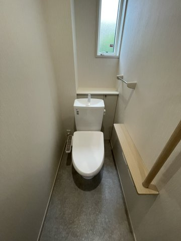 北町5丁目貸家のトイレ