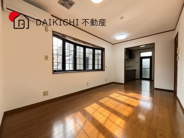 【居間・リビング】 | 鴻巣市糠田　中古戸建