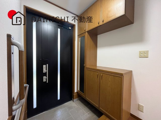 【玄関】 | 鴻巣市糠田　中古戸建