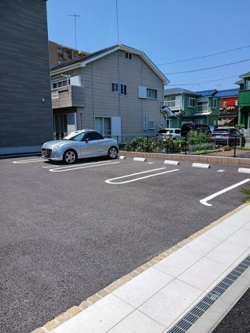 ヴァイオレットの駐車場|駐車場です