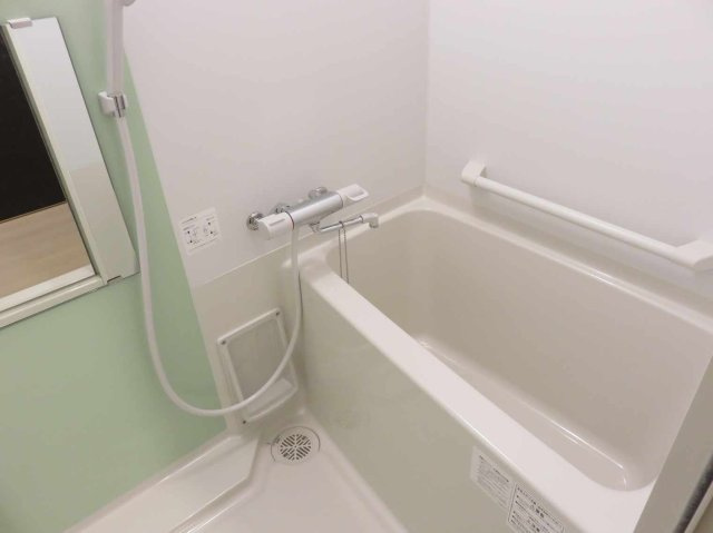 レオネクストパレス湘南菱沼Ⅰの浴室|お風呂で日々の疲れを落としましょう