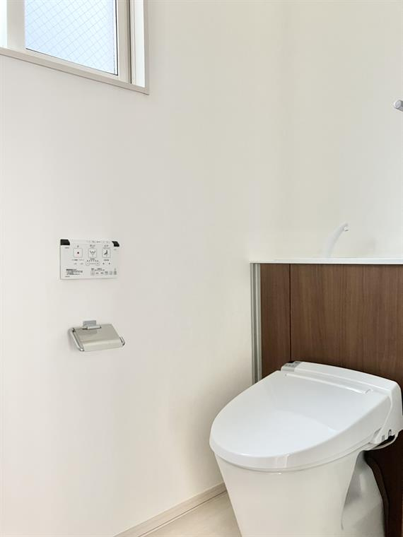 東海岸南戸建のトイレ|コンパクトで使いやすいトイレです