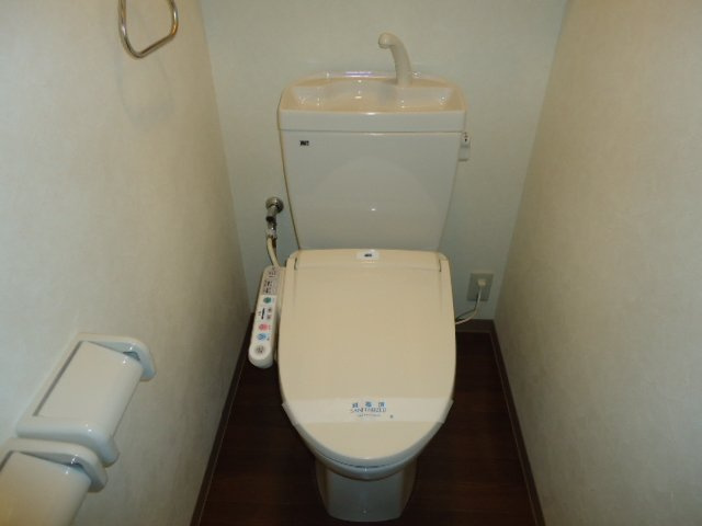 ラベンダー湘南のトイレ|シャワー付トイレ