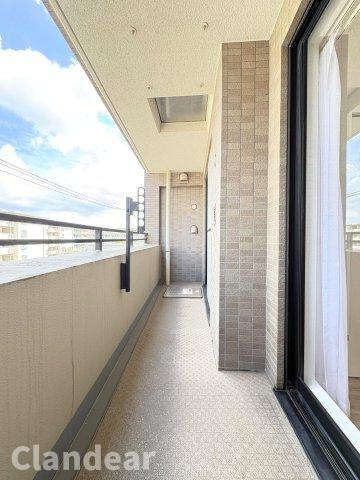 ナイスアーバン五反野のバルコニー|ドキドキの新生活も、安心してスタート。ぴったりの住まいを見つけませんか？クランディアが一緒に住まい選びをサポートします‼　まずは、お気軽にお問合せください　＃クランディア