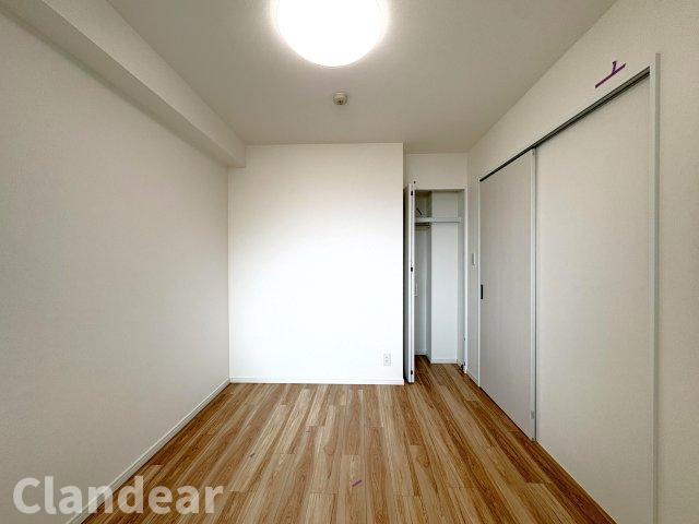 ナイスアーバン五反野の洋室|ドキドキの新生活も、安心してスタート。ぴったりの住まいを見つけませんか？クランディアが一緒に住まい選びをサポートします‼　まずは、お気軽にお問合せください　＃クランディア