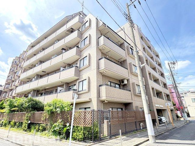 ナイスアーバン五反野の外観|ドキドキの新生活も、安心してスタート。ぴったりの住まいを見つけませんか？クランディアが一緒に住まい選びをサポートします‼　まずは、お気軽にお問合せください　＃クランディア